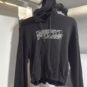 Size S women’s Puma sweatshirt